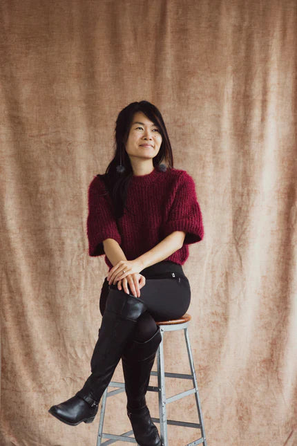 files/a-model-perched-on-a-stool-smiles_430x_430x_aa923db9-84c6-40ff-8ed9-68c9369cc86e.webp
